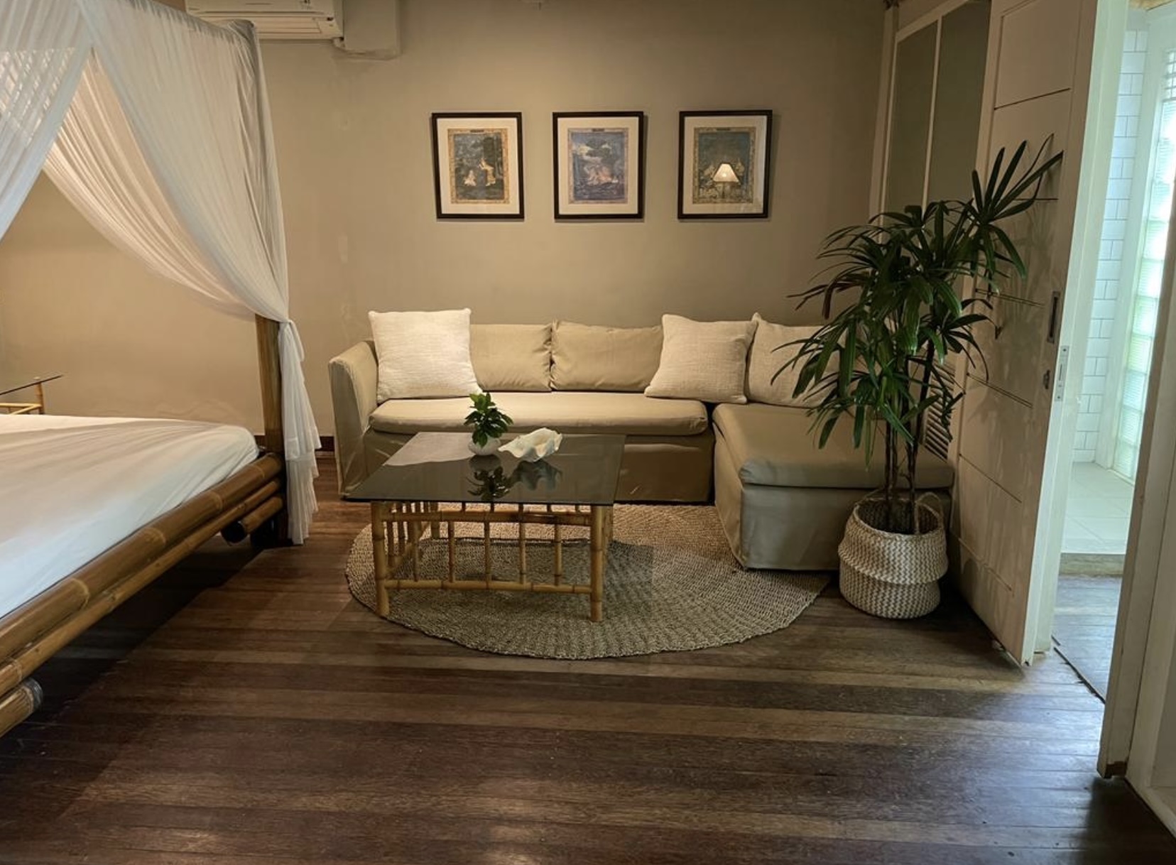 Bamboo Room